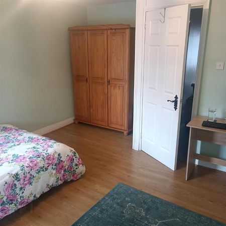 37 Eliza Street Close, Belfast, BT7 2BS - Photo 4