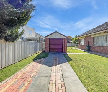 224 High Street, Kangaroo Flat - Photo 1