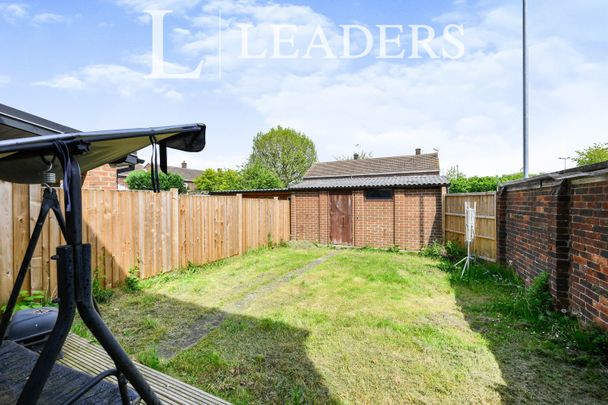 2 bedroom end of terrace to rent Great Brays - Photo 1