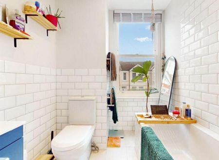 1 bedroom flat to rent - Photo 3