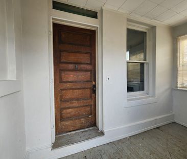 For Lease - 177 Chatham Street Unit# Main, Brantford, Ontario - Photo 2