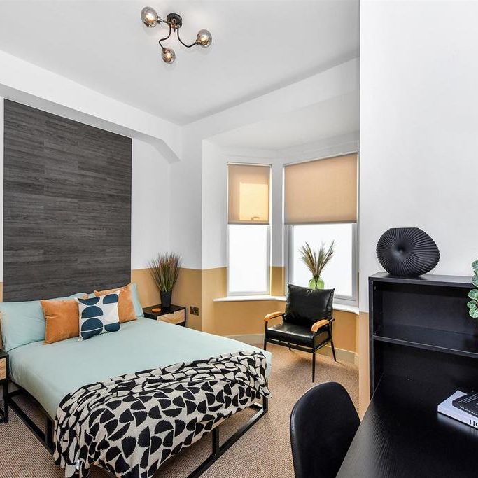 1 bedroom in a house share to rent - Photo 1