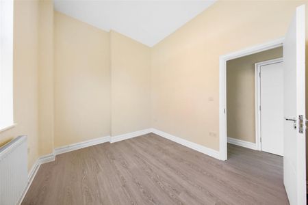 2 Bedroom Flat To Let - Photo 4