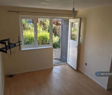 1 bedroom semi-detached house to rent - Photo 1