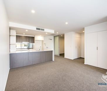 2 Bed 2 Bath with Story Bridge Views - Photo 3