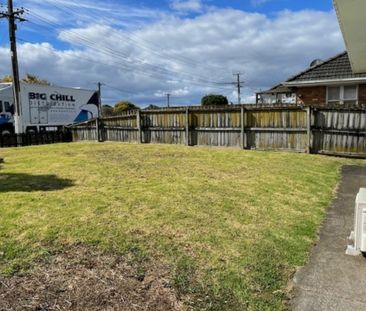 LOCATION LOCATION -PAPATOETOE - Photo 1
