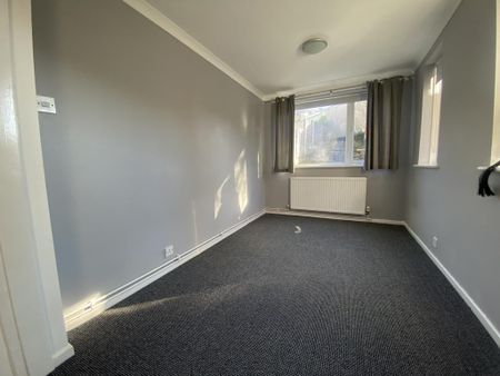 3 bedroom townhouse to rent - Photo 5