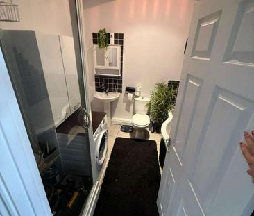 Peach Street, Wokingham, RG40 - Photo 6