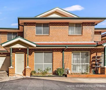 Bright spacious townhouse - Photo 5