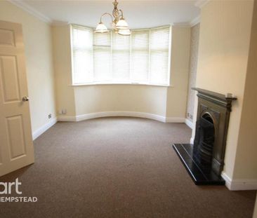 4 bedroom semi-detached house to rent - Photo 1