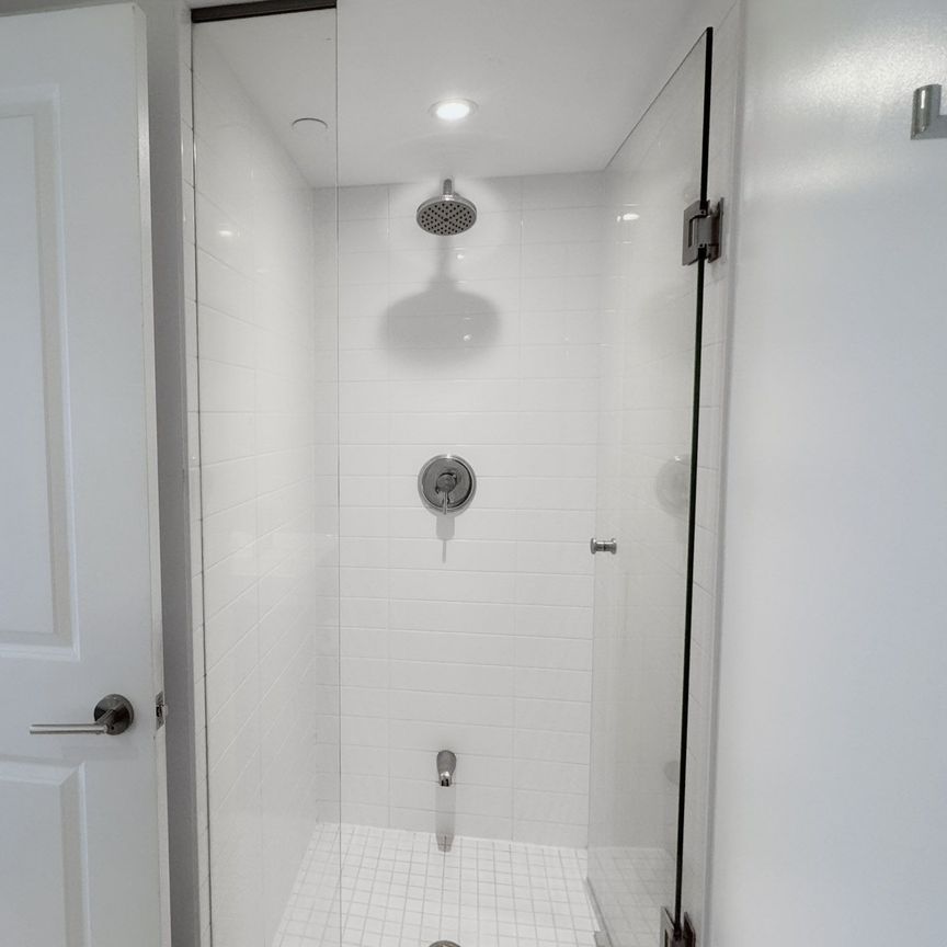 For Lease - 386 Yonge Street Unit# 3507, Toronto, Ontario - Photo 1