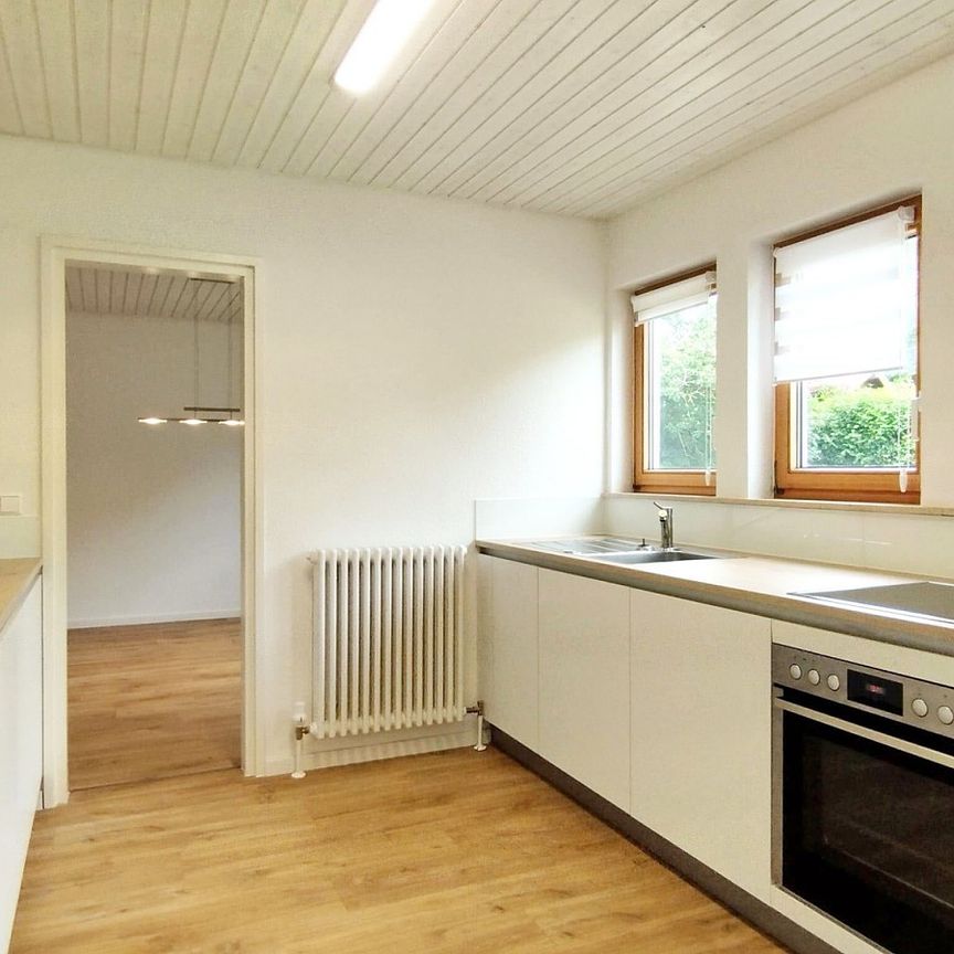 Charmanter Bungalow mit großem Garten in Orschel-Hagen - Foto 1