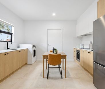 32 Timor Parade, Heidelberg West, Vic 3081 - Photo 2