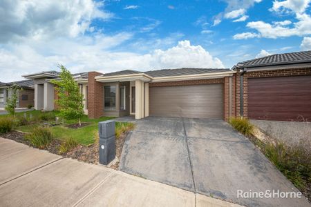 11 Explorer Crescent, Diggers Rest, VIC 3427 - Photo 5