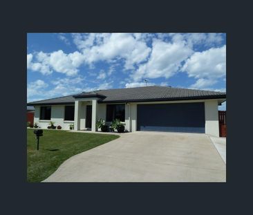 Modern 4-Bedroom Family Home for Rent in Ooralea! - Photo 1