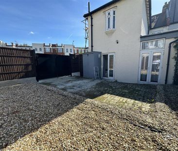 1 bedroom property to rent - Photo 6