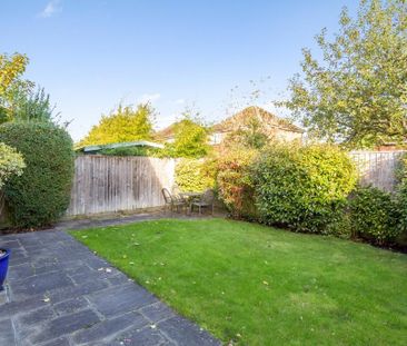 2 bedroom bungalow to rent - Photo 2