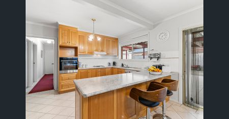 Ideal family home in Bell Park - Photo 2