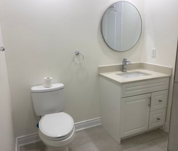 For Lease - 24 Reed Drive, Ajax, Ontario - Photo 2