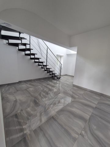 Superb detached house of more than 250 m², on two levels, high standing - Foto 4