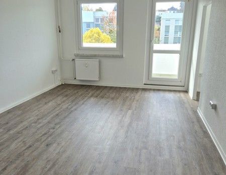 Gelegenheit: günstig geschnittene 3-Zimmer-Wohnung (WBS) - Photo 1