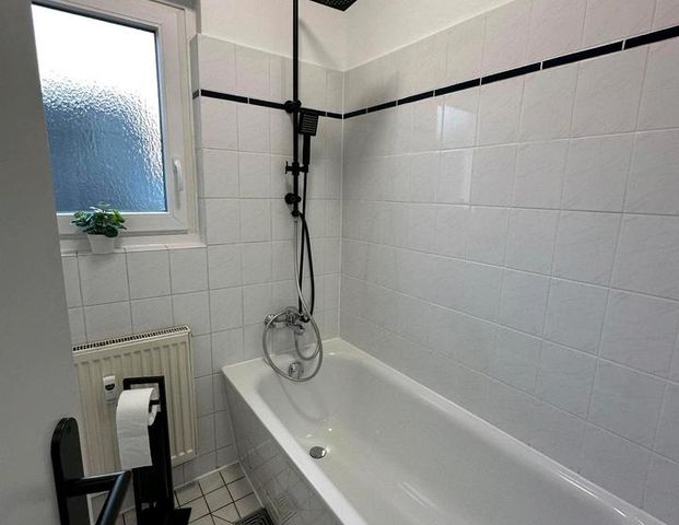 Erstbezug nach Sanierung - 47 m² mit Balkon - Top Lage X-Berg - Foto 1