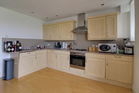 1 bedroom apartment to rent - Photo 4