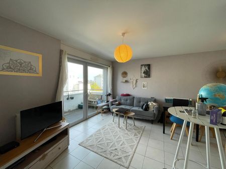 Location Appartement 2 pièces 42m² ANGERS 49000 - Photo 2