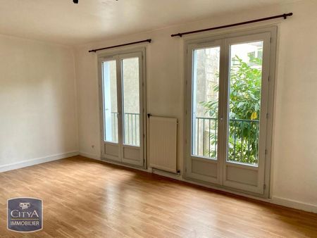 Location Appartement 1 pièce 33m² NIORT 79000 - Photo 3