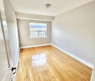 For Lease - 11 Thirty Third Street Unit# 303, Toronto, Ontario - Photo 1