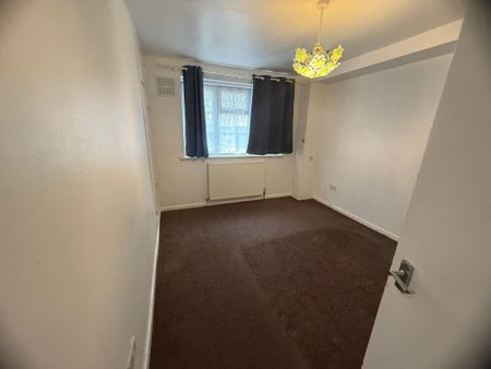 4 bedroom terraced house to rent - Photo 2