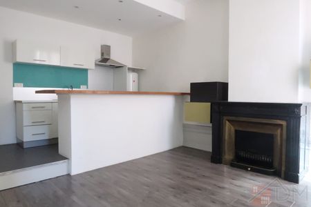 Location Appartement 3 pièces 56m² ST ETIENNE 42000 - Photo 3