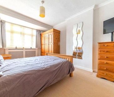 3 bedroom semi-detached house to rent - Photo 6