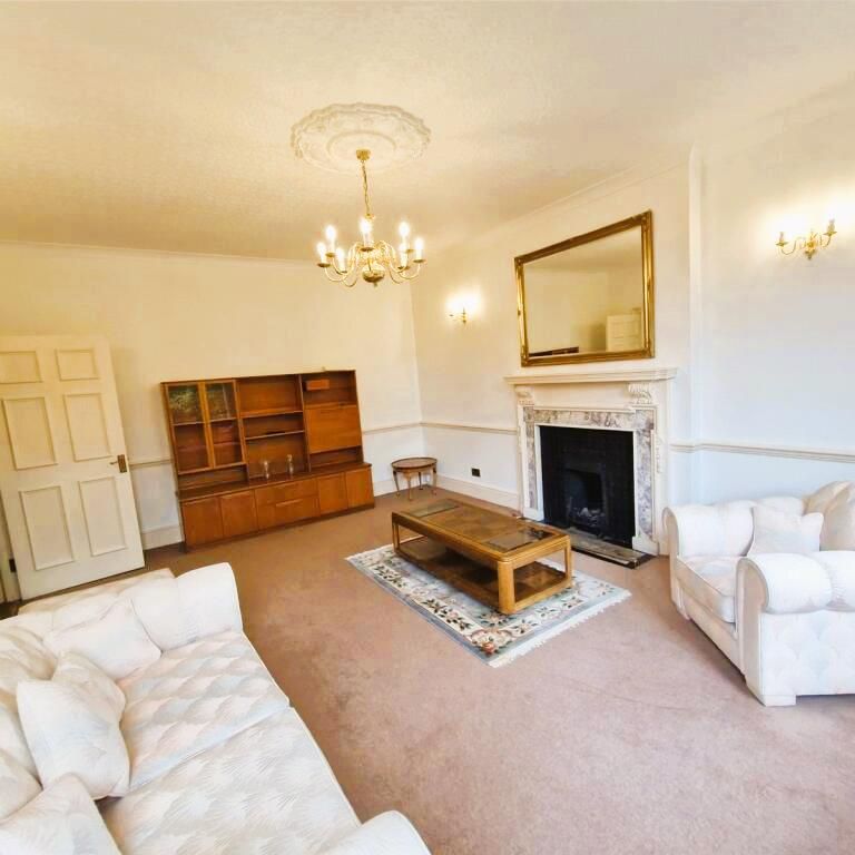 Park Hill, London W5 - Photo 1