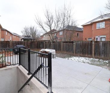 373 CREEK PATH AVENUE - Photo 1