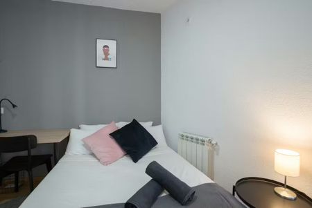 Calle de Cedaceros, Madrid, Community of Madrid 28014 - Photo 4