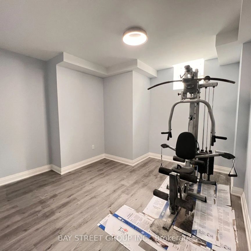 Detached Home For Lease | N9246341 - Photo 1