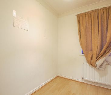 1 bedroom in a house share to rent - Photo 6