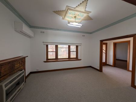 8 Huon Street - Photo 3