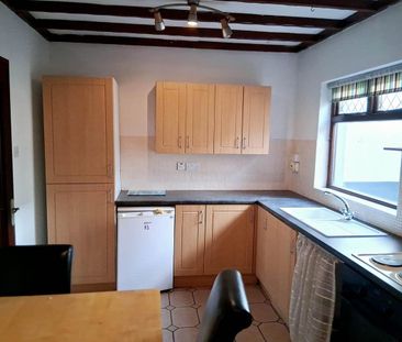 166 Ballynure Road, Ballyclare, BT39 9AJ - Photo 2