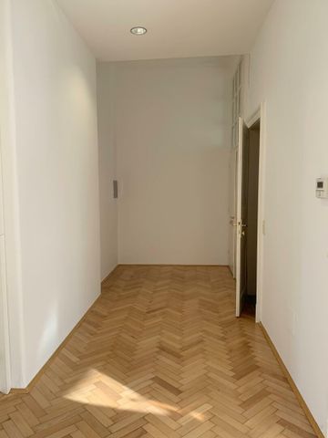 GroßzügigerTop-Altbau nächst Geidorfplatz mit Parkplätzen - Photo 5
