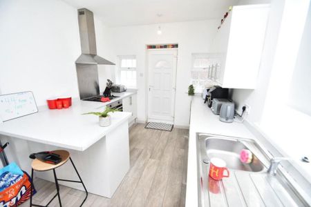 4 bedroom house to rent - Photo 5