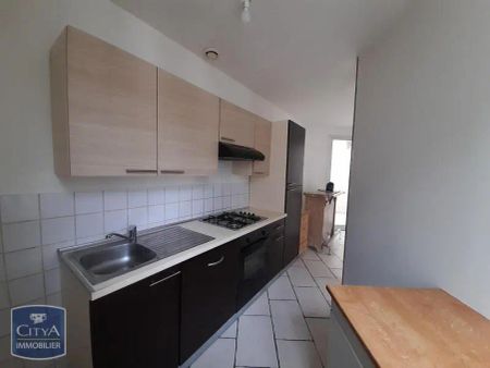 Appartement à louer 4 pièces 80.66m² - Photo 3