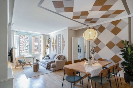 4 room luxury Apartment for rent in Madrid, Autonomous Region of Madrid - Photo 5