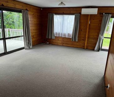 small 3 bedroom - Photo 5