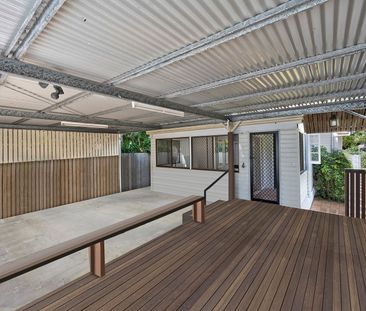 Coastal Charm Meets Everyday Comfort - Photo 6