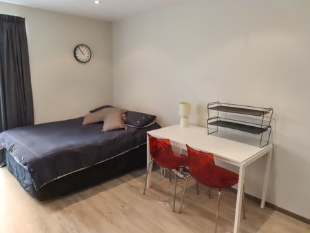 Apartment Living - Photo 4