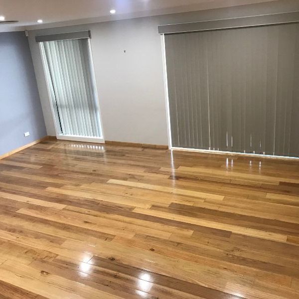 Ultra 5 Bedroom Mansion - Electricity Included - Photo 1