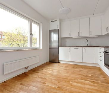 Vågens Gata 452, Brandbergen - Photo 2