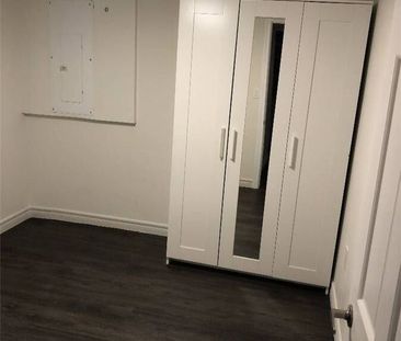 For Lease - 106 Puccini Drive, Richmond Hill, Ontario - Photo 2